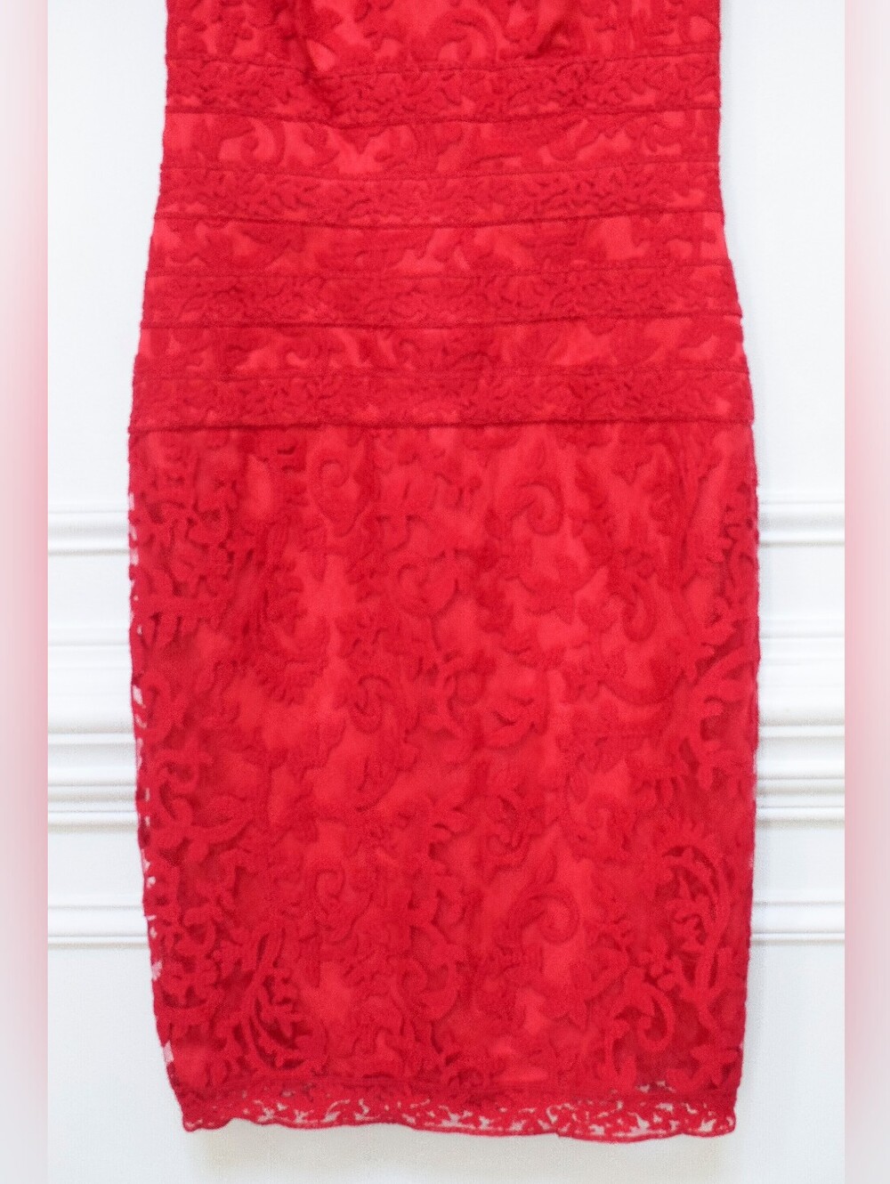 Tadashi Shoji Red Lace Cocktail Dress Cap Sleeve Sz 4 Sheath Knee Length Formal - Picture 6 of 11